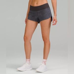 Lululemon Speed Up Low Rise Lined Short, size 4